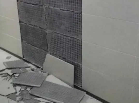爱辉瓷砖空鼓维修公司分享下爱辉墙砖松动维修的知识